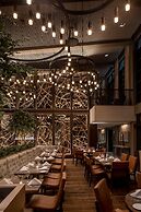 The Bradstan Boutique Hotel