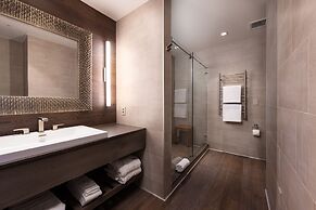 The Bradstan Boutique Hotel