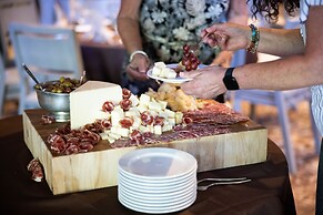 The Bradstan Boutique Hotel