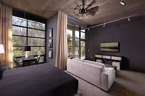 The Bradstan Boutique Hotel