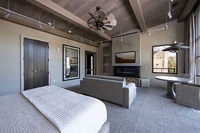 The Bradstan Boutique Hotel