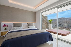 Grand Horizon Luxury Boutique Apartments