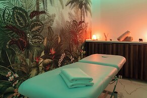 Grand Horizon Luxury Boutique Apartments