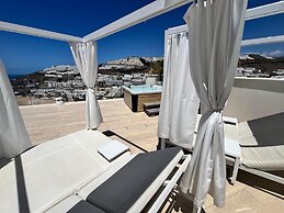 Grand Horizon Luxury Boutique Apartments