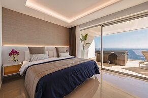 Grand Horizon Luxury Boutique Apartments