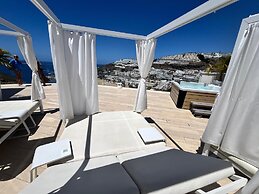 Grand Horizon Luxury Boutique Apartments