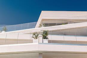 Grand Horizon Luxury Boutique Apartments