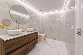 Grand Horizon Luxury Boutique Apartments