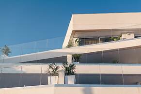 Grand Horizon Luxury Boutique Apartments