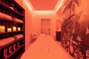 Grand Horizon Luxury Boutique Apartments