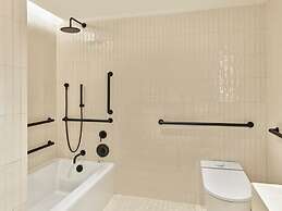 Hotel AKA Alexandria