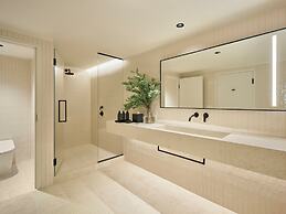 Hotel AKA Alexandria