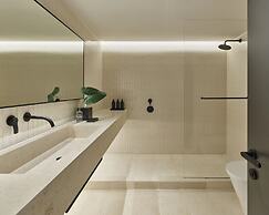 Hotel AKA Alexandria