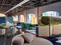 Hotel AKA Alexandria