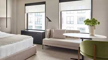 Hotel AKA Alexandria