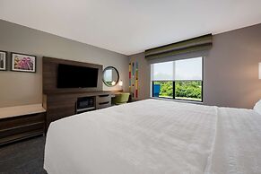 Hampton Inn Detroit Southfield