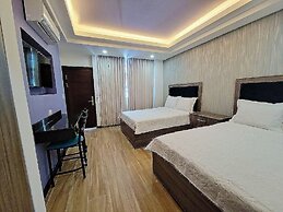 Hotel Cayuga