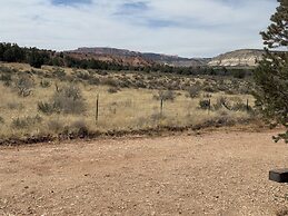 Bryce Glamp And Camp