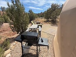 Bryce Glamp And Camp