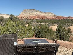 Bryce Glamp And Camp