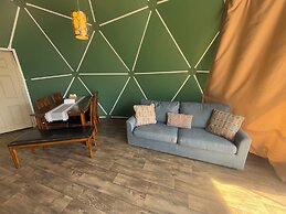 Bryce Glamp And Camp