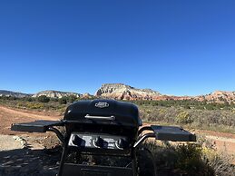 Bryce Glamp And Camp