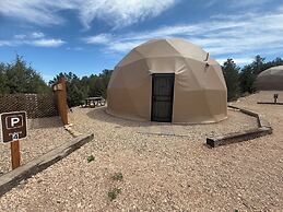 Bryce Glamp And Camp