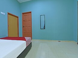 Oyo 90630 Mat Leon Village