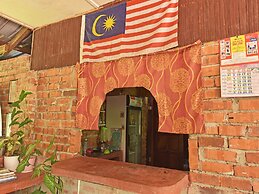 Oyo 90630 Mat Leon Village