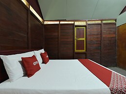 Oyo 90630 Mat Leon Village