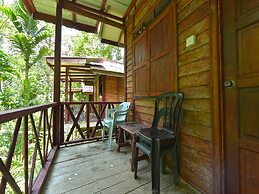 Oyo 90630 Mat Leon Village