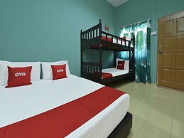 Oyo 90630 Mat Leon Village