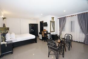 The Rabbit Hole Hotel & Spa