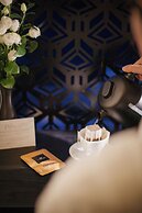 The Gravitique Hotel Khaosan