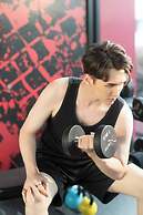 The Gravitique Hotel Khaosan