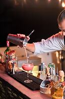 The Gravitique Hotel Khaosan