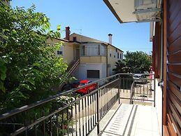 Apartment Take a Look