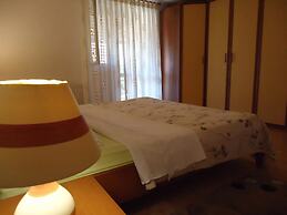 Apartment Take a Look