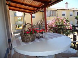 Apartment Take a Look