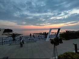 Apartment Take a Look