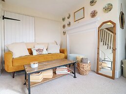 Far Coley Farm & Log Cabin