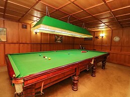 Primrose at Stancombe Manor, Nr Kingsbridge