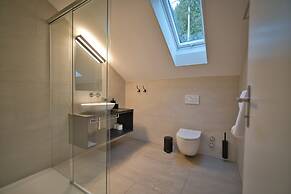 Eiger View Alpine Lodge