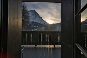 Eiger View Alpine Lodge