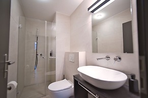 Eiger View Alpine Lodge