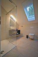 Eiger View Alpine Lodge