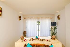 Aquamarina Hotel