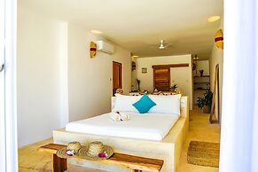 Aquamarina Hotel