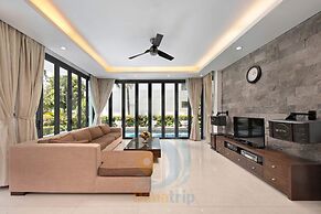 Danang Ocean Beach Villa