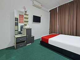 Oyo 90631 Syahirah Hotel